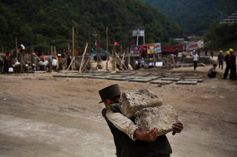 Illustration for article titled Look At These Bleak Photos Of North Korea's First Ski Resort